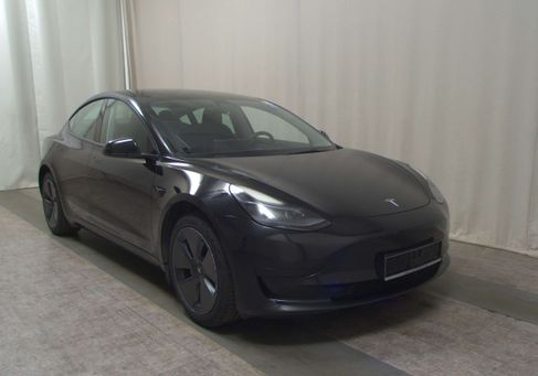 Tesla Model 3, 2023 3