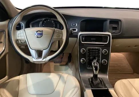 Volvo V60 Cross Country, 2018