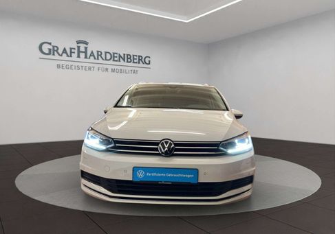 Volkswagen Touran, 2024 3