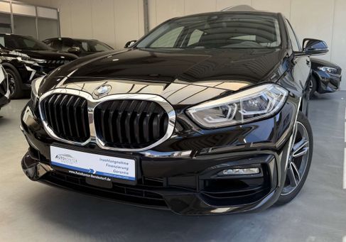 BMW 118, 2021
