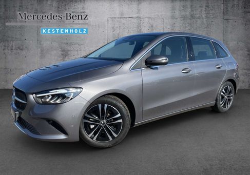 Mercedes-Benz B 200, 2023