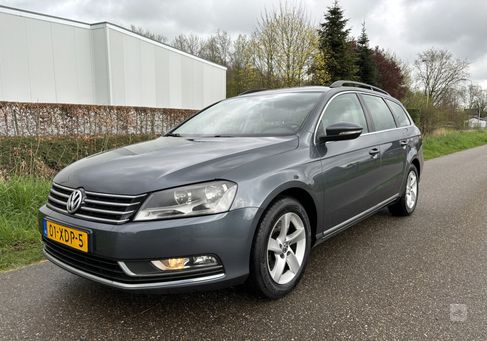 Volkswagen Passat Variant, 2012