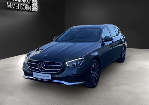 Mercedes-Benz E 300, 2021 3