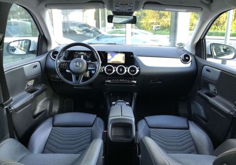 Mercedes-Benz B 180, 2019