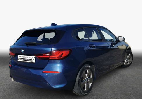BMW 118, 2022