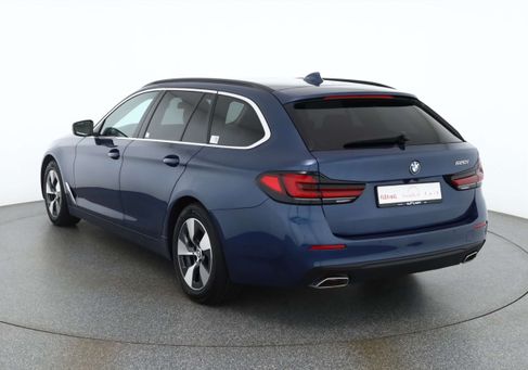 BMW 520, 2020 3