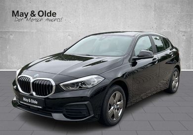 BMW 118, 2022