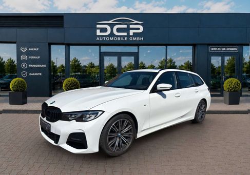 BMW 320, 2022