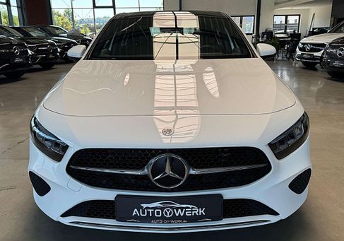 Mercedes-Benz A 180, 2025