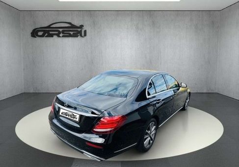 Mercedes-Benz E 200, 2018 3