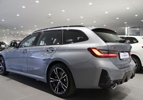 BMW 330, 2026