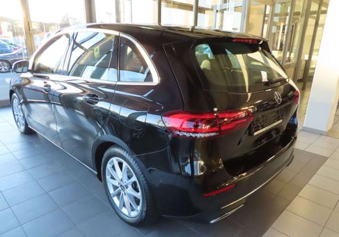 Mercedes-Benz B 180, 2019