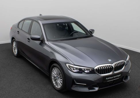 BMW 320, 2021