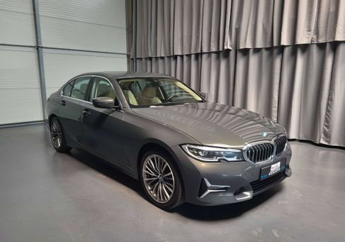 BMW 330, 2019