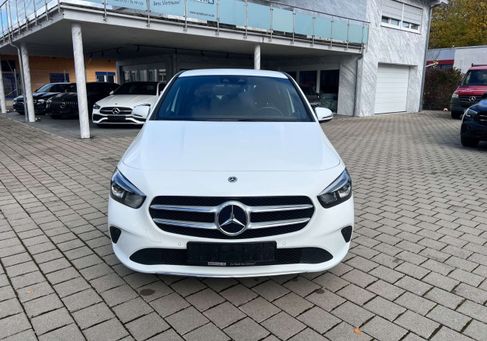 Mercedes-Benz B 250, 2022