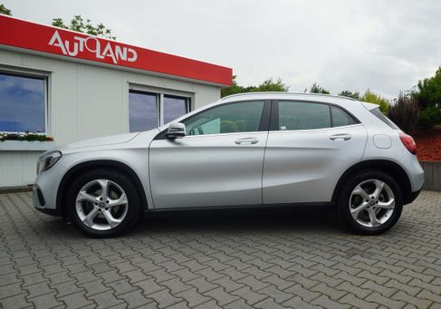 Mercedes-Benz GLA 180, 2019