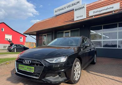 Audi A4, 2022