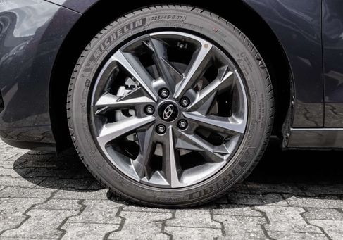 Hyundai i30, 2023 3
