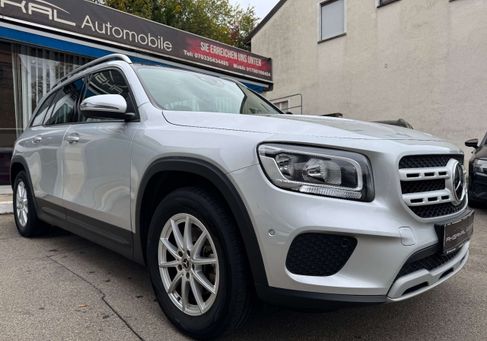 Mercedes-Benz GLB 180, 2021