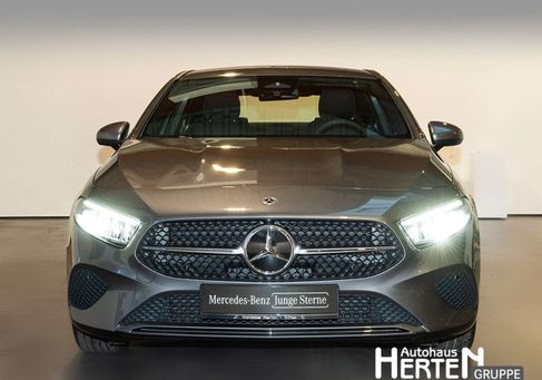 Mercedes-Benz A 200, 2024