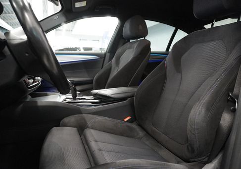 BMW 530, 2020 3