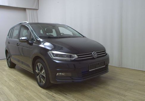 Volkswagen Touran, 2022 3