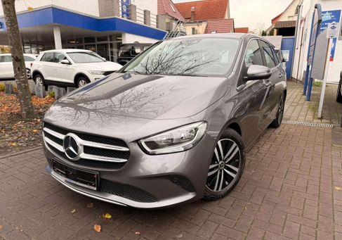 Mercedes-Benz B 180, 2020