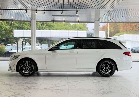 Mercedes-Benz C 180, 2021
