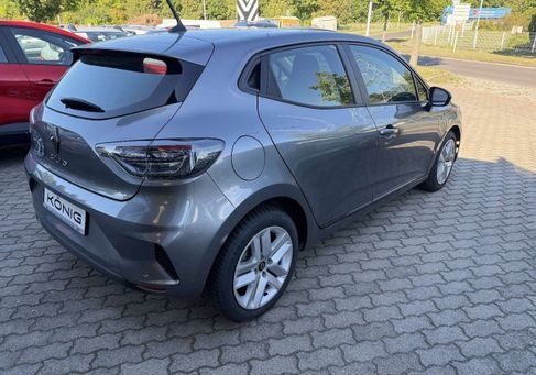 Renault Clio, 2024