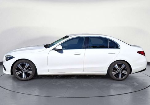 Mercedes-Benz C 200, 2022