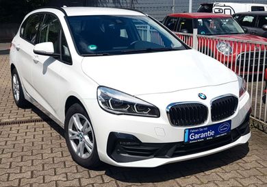 BMW 216, 2019