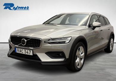 Volvo V60 Cross Country, 2023