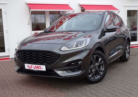 Ford Kuga, 2022
