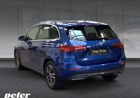 Mercedes-Benz B 200, 2023