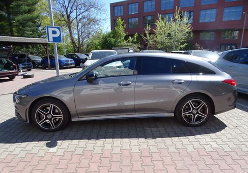 Mercedes-Benz CLA 250, 2022