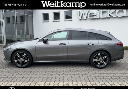 Mercedes-Benz CLA 220, 2022