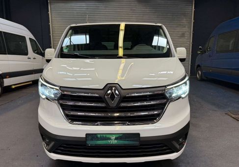 Renault Trafic, 2022 3