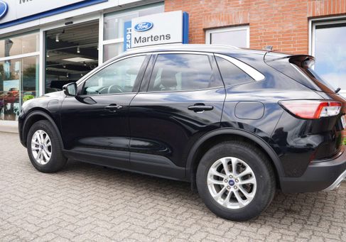 Ford Kuga, 2022