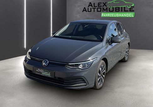 Volkswagen Golf, 2022