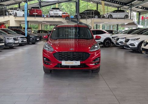 Ford Kuga, 2022