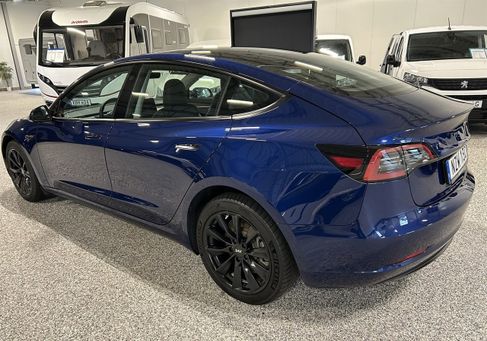 Tesla Model 3, 2022 2