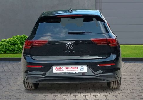 Volkswagen Golf, 2024 3