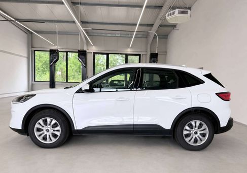 Ford Kuga, 2021
