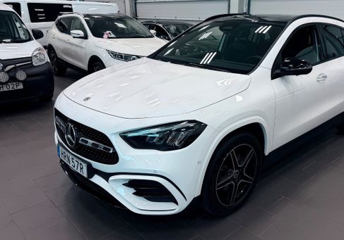 Mercedes-Benz GLA 200, 2025 3