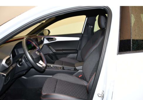 Seat Leon, 2025