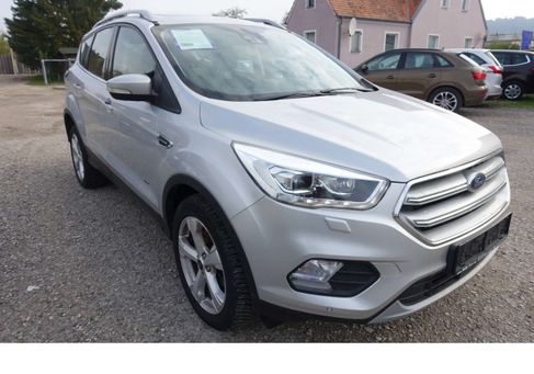 Ford Kuga, 2018