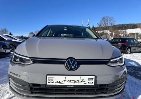 Volkswagen Golf, 2021