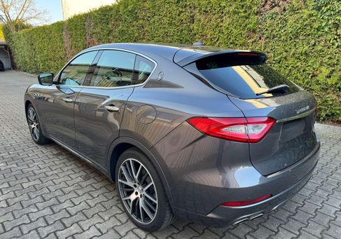 Maserati Levante, 2019