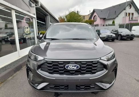 Ford Kuga, 2025