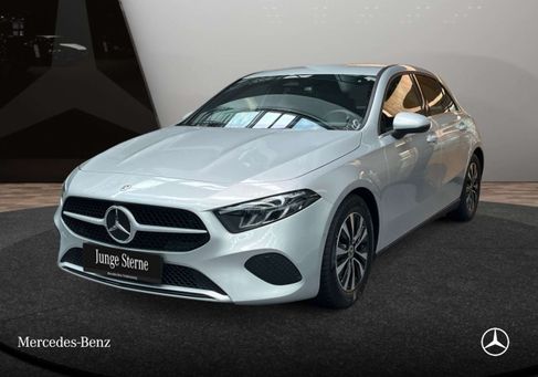 Mercedes-Benz A 180, 2023